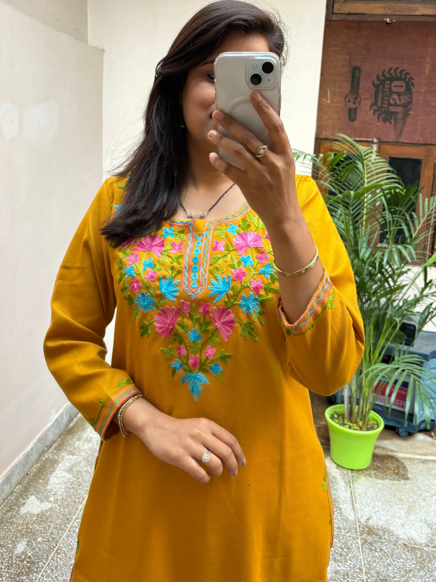 Kashmiri Kurta Pant Set - Yellow