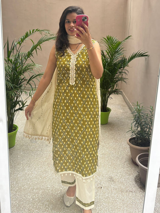 Sleeveless Designer Suit Set - Green & Pink Vibes