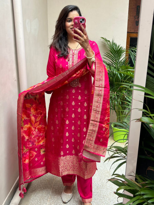 Royal Silk Suit - Rose Elegance