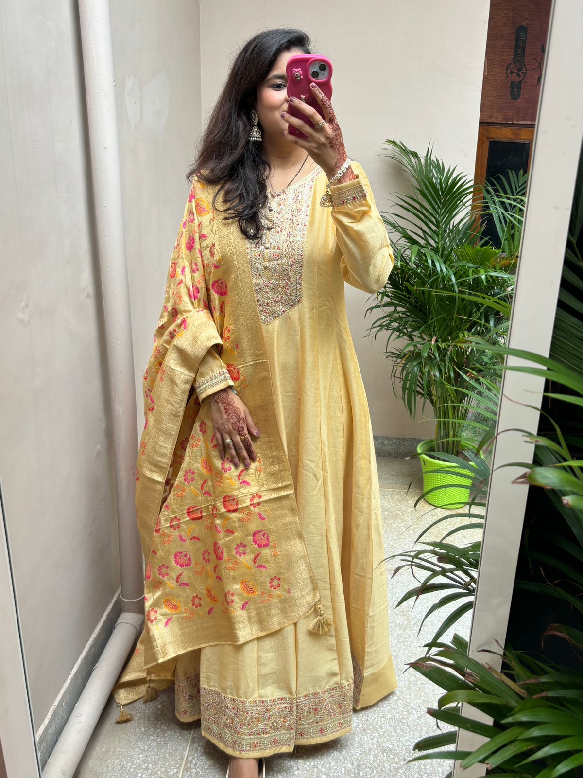 Sunehri Noor Silk Anarkali