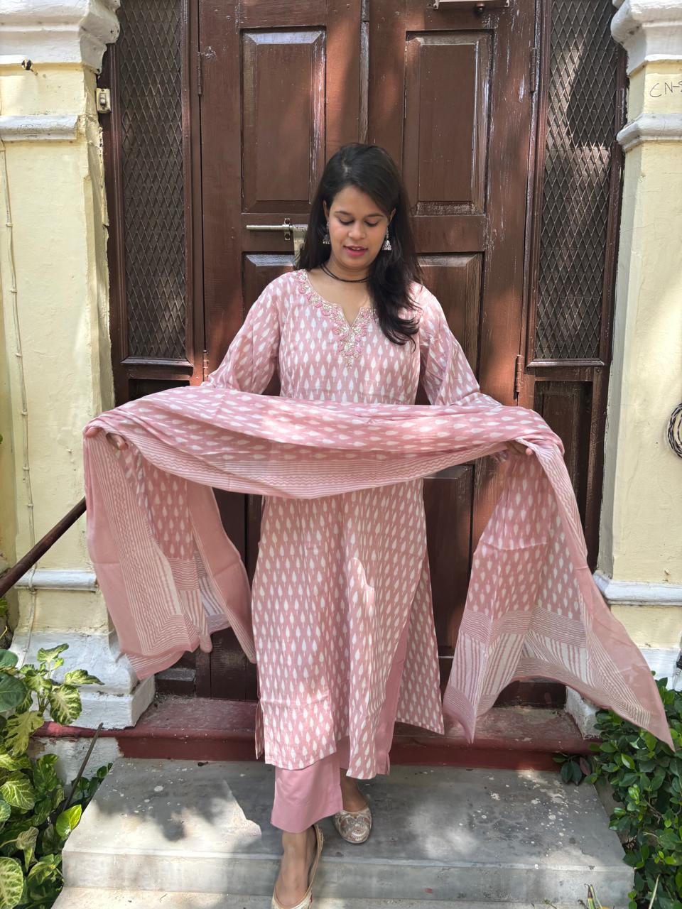 Soft Rose Printed Kurta Set