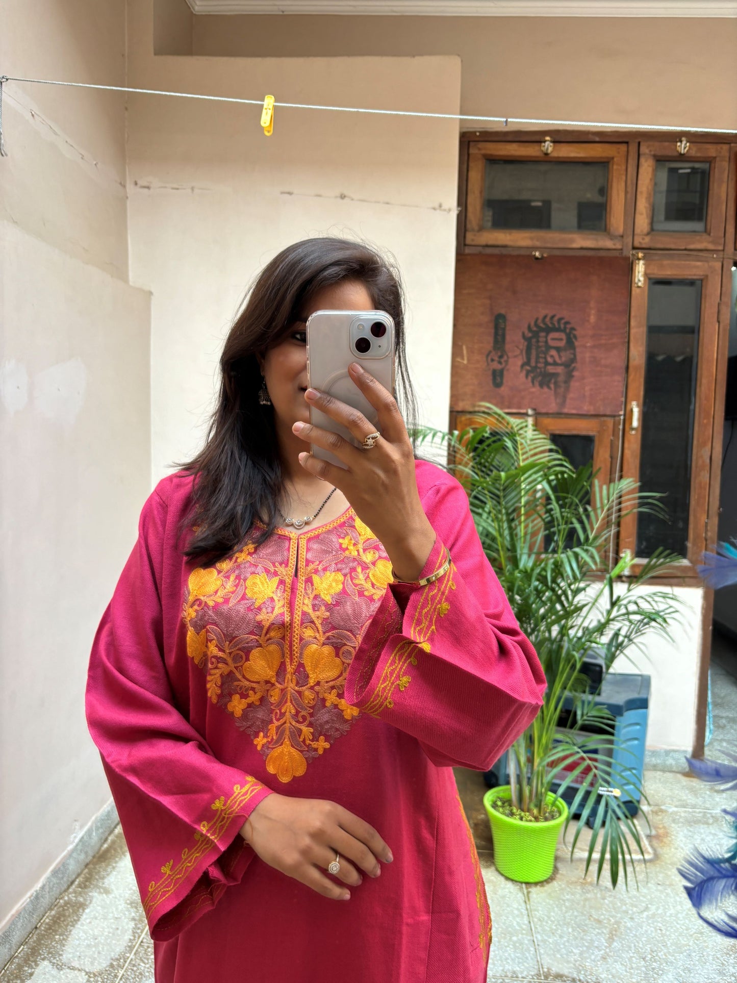 Kashmiri Woolen Phiran - Pink