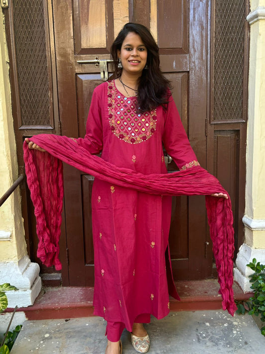 Hand Embroidered Straight Suit Set with Side Cut - Rani Pink